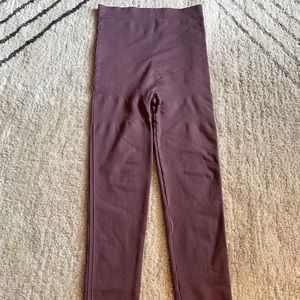Blanqi Postpartum Leggings